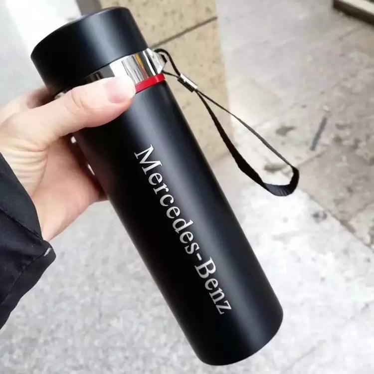 保溫杯里的溫暖：激光打標不銹鋼保溫杯